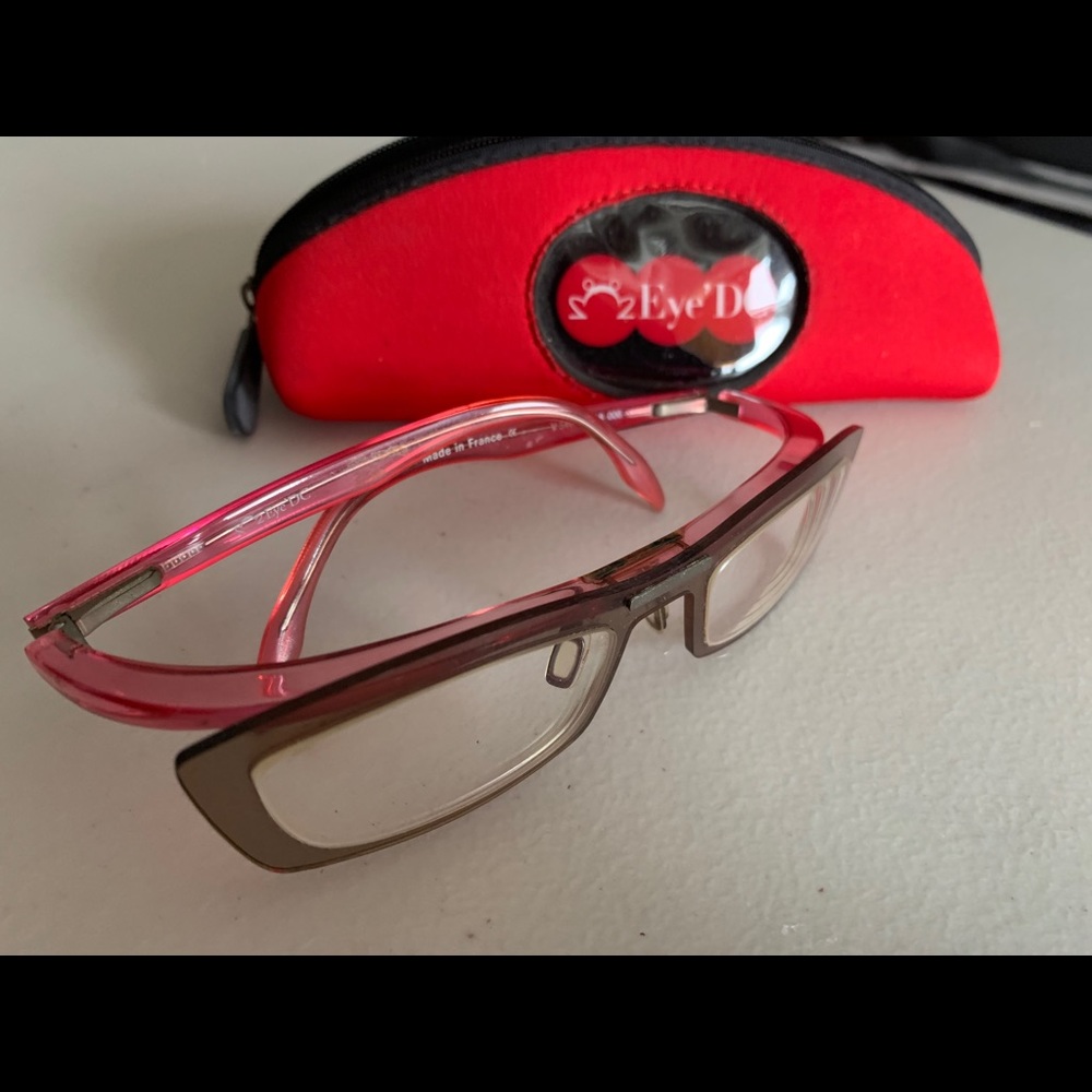 Eyeglasses
